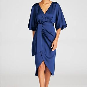 Theia NWT Deep Navy Alicia V-Neck Kimono Wrap Satin Wrap Midi Formal Dress